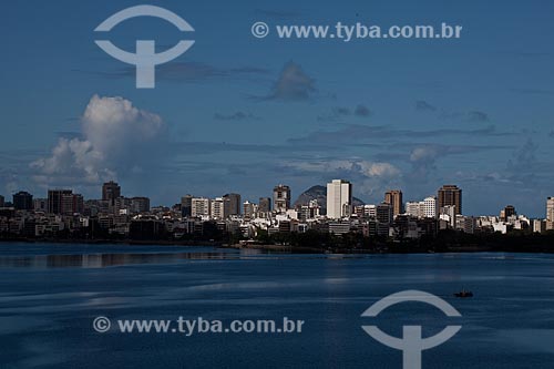  Subject: Lagoa Rodrigo de Freitas (Rodrigo de Freitas lake)  / Place:  Rio de Janeiro city - Rio de Janeiro state - Brazil  / Date: 08/2010 
