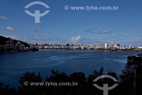  Subject: Lagoa Rodrigo de Freitas (Rodrigo de Freitas lake)  / Place:  Rio de Janeiro city - Rio de Janeiro state - Brazil  / Date: 08/2010 