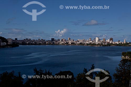  Subject: Lagoa Rodrigo de Freitas (Rodrigo de Freitas lake)  / Place:  Rio de Janeiro city - Rio de Janeiro state - Brazil  / Date: 08/2010 