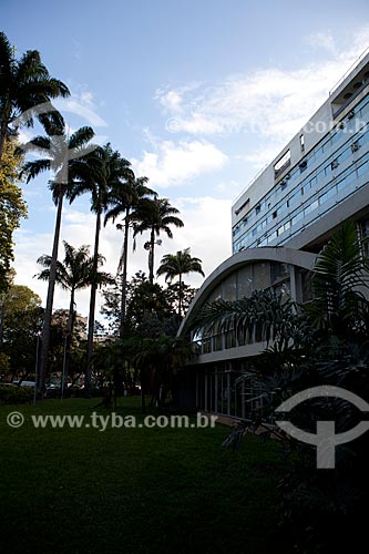  Subject: Facade of the Lagoa Hospital, architectural design by Oscar Niemeyer and landscaping by Burle Marx  / Place:  Lagoa neighborhood - Rio de Janeiro city - Rio de Janeiro state - Brazil  / Date: 08/2010 