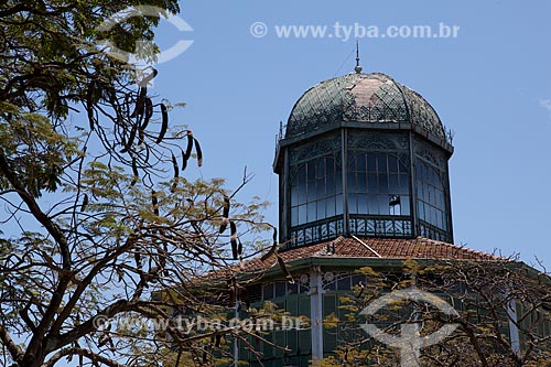  Subject: View of the metallic tower of the Albamar restaurant, in the Praca XV (XV Square)  / Place:  Rio de Janeiro city - Brazil  / Date: 11/2010 