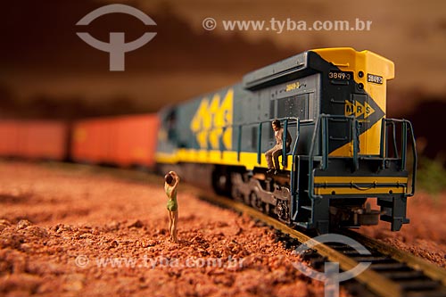  Subject: Train miniature - Toy  / Place:  Studio  / Date: 2010 
