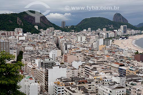  Subject: Copacabana neighborhood viewed from the Pavao-Pavaozinho slum  / Place:  Rio de Janeiro city - Brazil  / Date: 30/12/2010 