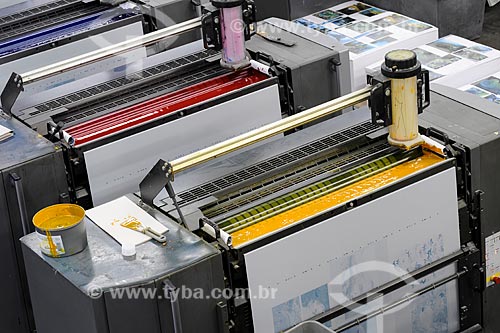  Subject: Printing a book in Ipsis Industry / Place: Sao Paulo city - Sao Paulo state (SP) - Brazil / Date: 08/2010 