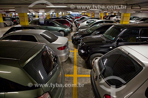  Subject: Parking Shopping Raposo / Place: Sao Paulo city - Sao Paulo state (SP) - Brazil / Date: 03/2011 