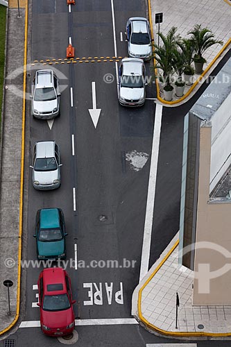  Subject: Cars exiting the parking Mogi Shopping / Place: Mogi das Cruzes city - Sao Paulo state (SP) - Brazil / Date: 03/2011 