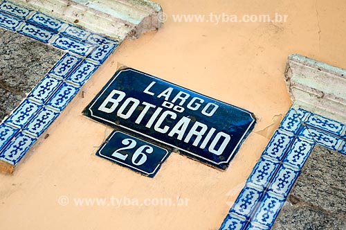  Subject: Largo do Boticario   / Place: -  Cosme Velho neighbourhood  -  Rio de Janeiro city  -  Rio de Janeiro state  -  Brazil   / Date: Fevereiro de 2010 