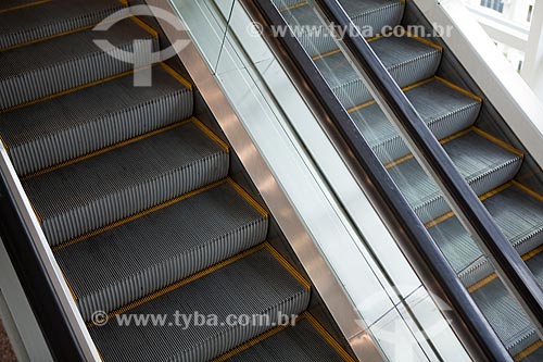  Subject: Escalators in shopping / Place: Rio de Janeiro city - Rio de Janeiro state (RJ) - Brazil / Date: 03/2011 