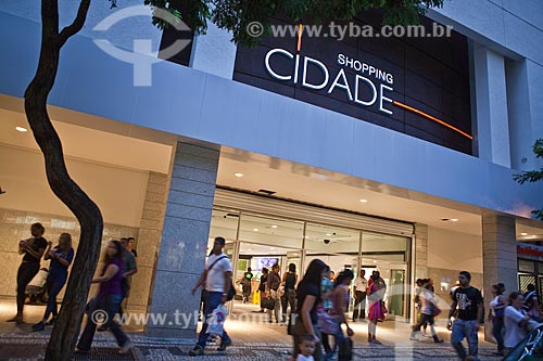  Subject: Facade of the Cidade Mall / Place: Belo Horizonte city - Minas Gerais state (MG) - Brazil / Date: 03/2011 