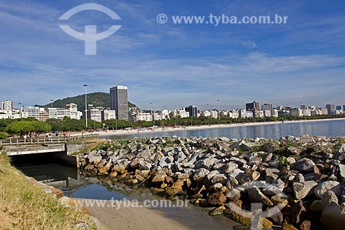  Subject: Sewage being dumped into the Guanabara Bay beside Praia do Flamengo (Flamengo Beach) / Place: Rio de Janeiro city - Rio de Janeiro state - Brazil / Date: 02/2011 