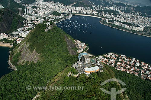  Subject: Aerial view of Sugar Loaf with Botafogo bay in the background / Place: Rio de Janeiro city - Rio de Janeiro state - Brazil / Date: 02/2011 