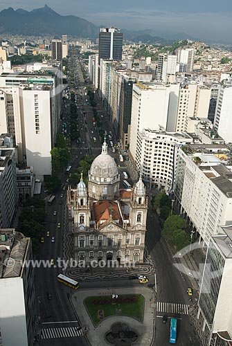  Subject: Aerial view of Nossa Senhora da Candelaria Church with Presidente Vargas Avenue in the background / Place: City center - Rio de Janeiro city - Rio de Janeiro state  (RJ) - Brazil / Date: 11/2009 