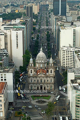  Subject: Aerial view of Nossa Senhora da Candelaria Church with Presidente Vargas Avenue in the background / Place: City center - Rio de Janeiro city - Rio de Janeiro state  (RJ) - Brazil / Date: 11/2009 