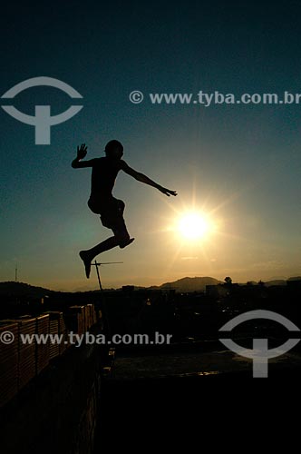  Subject: Boy jumping in the slab / Place: Rio de Janeiro city - Rio de Janeiro state (RJ)  - Brazil / Date: 03/2007 