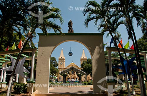  Subject: Se Square with Nossa Senhora da Penha Church in the background  / Place: Crato city - Ceara state (CE) - Brazil / Date: 08/2010 