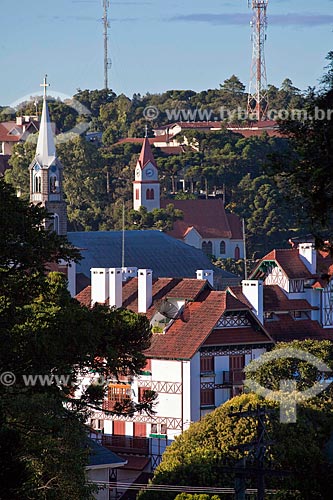  Subject: Top view of the city of Gramado - Detail for house in half-timbered style / Place: Gramado city - Rio Grande do Sul state (RS) - Brazil / Date: 03/2011 