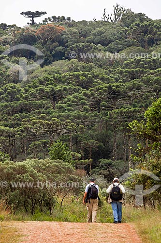  Subject: Tourists in Aparados da Serra National Park / Place: Cambara do Sul city - Rio Grande do Sul state (RS) - Brazil / Date: 03/2011 