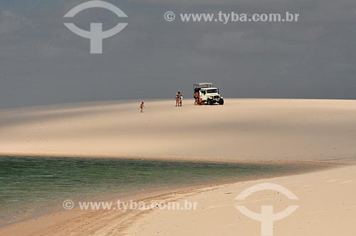  Subject: View of lagoon and dune of Lencois Maranhenses National Park / Place: Santo Amaro city - Maranhao state (MA) - Brazil / Date: 07/2011 