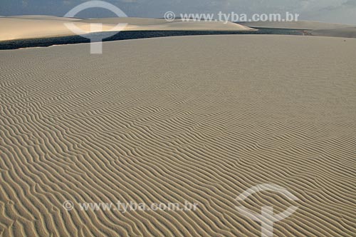  Subject: View of lagoon and dune of Lencois Maranhenses National Park / Place: Santo Amaro city - Maranhao state (MA) - Brazil / Date: 07/2011 