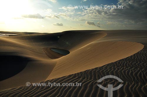  Subject: View of lagoons and dune of Lencois Maranhenses National Park / Place: Santo Amaro city - Maranhao state (MA) - Brazil / Date: 07/2011 