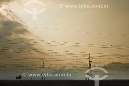  Subject: Electric power transmission towers in Atacama Desert / Place: Mejillones - Antofagasta city - Chile - South América / Date: 08/2011 