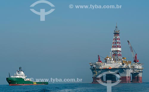  Subject: Oil platform / Place: Rio de Janeiro city - Rio de Janeiro state (RJ) - Brazil / Date: 01/2010 