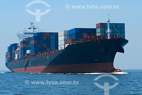  Subject: View of cargo ship / Place: Rio de Janeiro city - Rio de Janeiro state (RJ) - Brazil / Date: 01/2010 