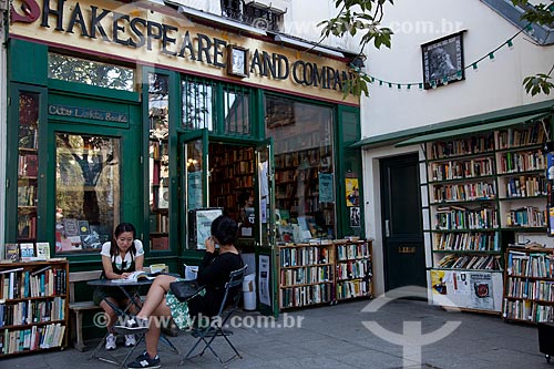  Subject: Shakespeare and Company bookstore / Place: Paris city - France / Date: 08/2011 