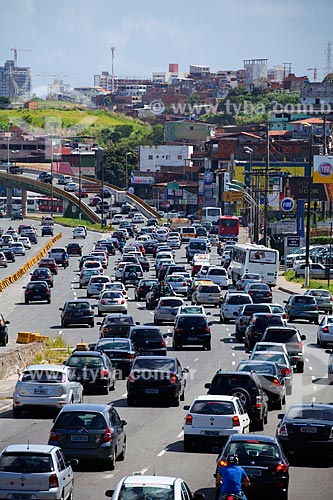  Subject: Traffic on Tancredo Neves Avenue / Place: Caminho das Arvores neighborhood - Salvador city - Bahia state (BA) - Brazil / Date: 07/2011 