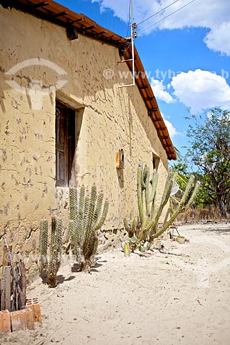  Subject: Typical house of the interior of the Piaui / Place: Castelo do Piau city - Piaui state (PI) - Brazil / Date: 09/2010 