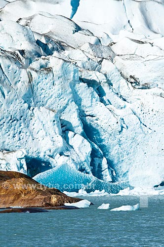  Subject: View of Viedma Glacier / Place: El Chalten city - Santa Cruz Province - Argentina - South America / Date: 02/2010 