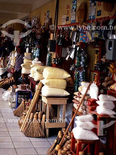  Subject: View from the inside of the public market / Place: Cruzeiro do Sul city - Acre state (AC) - Brazil  / Date: 2004 