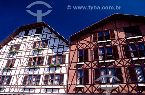  Subject: Building with timbered architecture / Place: Blumenau city - Santa Catarina state (SC) - Brazil / Date: 01/2009 