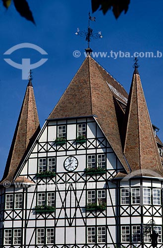  Subject: Building with timbered architecture / Place: Blumenau city - Santa Catarina state (SC) - Brazil / Date: 01/2009 