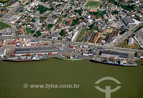  Subject: Itajai port / Place: Itajai city - Santa Catarina state (SC) - Brazil / Date: 05/2007 