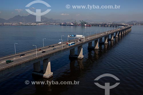  Subject: Aerial view of the Rio-Niteroi Bridge / Place: Rio de Janeiro city - Rio de Janeiro state (RJ) - Brazil / Date: 03/2012 