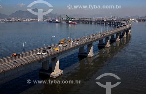  Subject: Aerial view of the Rio-Niteroi Bridge / Place: Rio de Janeiro city - Rio de Janeiro state (RJ) - Brazil / Date: 03/2012 
