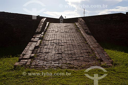  Subject: Ramp of the Sao Jose de Macapa Fortress (1782) - A watch tower in the background / Place: Macapa city - Amapa state (AP) - Brazil / Date: 04/2012 