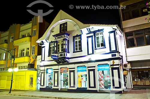  Subject: House tumbled by the Catarinense Foundation of Culture in street XV of November / Place: Blumenau - Santa Catarina state (SC) - Brazil / Date: 06/2012 