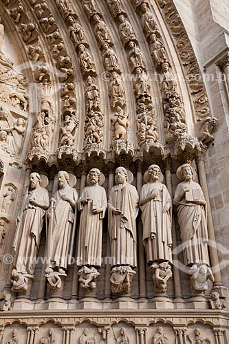  Subject: Details of Portal of the Judgement in Cathedral of Notre Dame (XII century) / Place: Paris - France - Europe / Date: 06/2012 