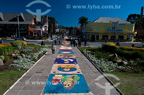  Subject: Decoration Corpus Christi with rugs of sawdust / Place: Canela city - Rio Grande do Sul state (RS) - Brazil / Date: 06/2012 