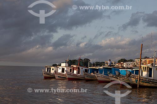  Subject: Pier in the edge of Santa Ines - Amazon River / Place: Macapa city - Amapa state (AP) - Brazil / Date: 04/2012 