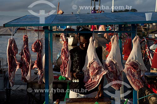  Subject: Sale of meal in the Market of Santa Ines Ramp (Acai Ramp) / Place: Macapa city - Amapa state (AP) - Brazil / Date: 04/2012 