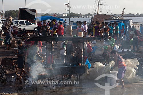  Subject: Barbecue in the Market of Santa Ines Ramp (Acai Ramp) / Place: Macapa city - Amapa state (AP) - Brazil / Date: 04/2012 