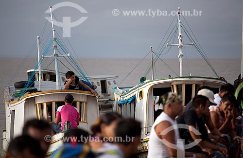  Subject: Pier in the edge of Santa Ines - Amazon River / Place: Macapa city - Amapa state (AP) - Brazil / Date: 04/2012 