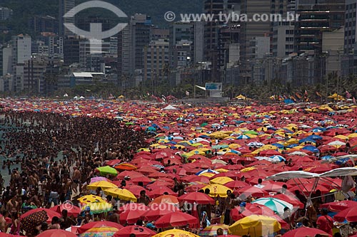  Subject: Bathers in the Ipanema beach / Place: Rio de Janeiro city - Rio de Janeiro state (RJ) - Brazil / Date: 04/2012 