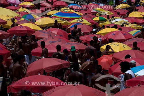  Subject: Bathers in the Ipanema beach / Place: Rio de Janeiro city - Rio de Janeiro state (RJ) - Brazil / Date: 04/2012 