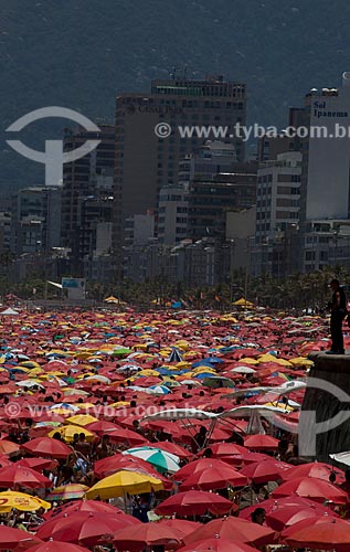  Subject: Bathers in the Ipanema beach / Place: Rio de Janeiro city - Rio de Janeiro state (RJ) - Brazil / Date: 04/2012 