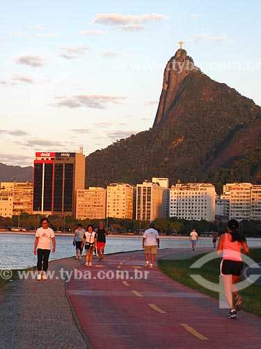  Subject: Bike lane of Flamengo Landfill with Corcovado Mountain in the background / Place: Flamengo neighborhood - Rio de Janeiro city - Rio de Janeiro state (RJ) - Brazil / Date: 07/2012 