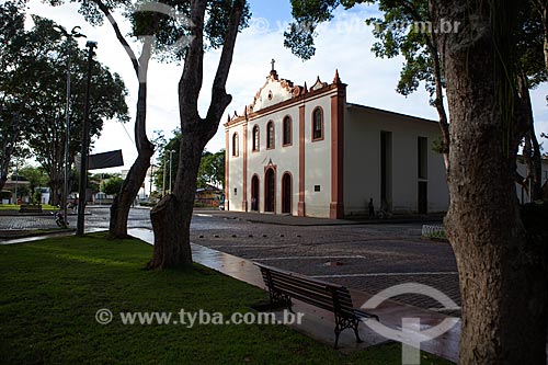  Subject: View of Nossa Senhora de Bonsucesso Church at Senador Temistocles Square / Place: Cruz das Almas city - Bahia state (BA) - Brazil / Date: 07/2012 